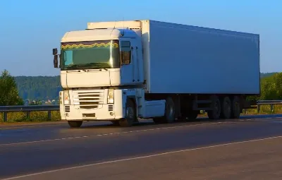 İzmir ile Kayseri Arası Öğrenci Eşyası Taşıma